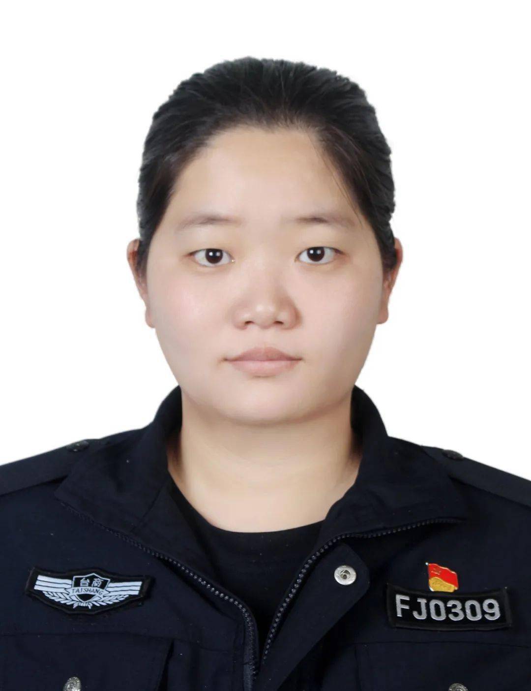“兔子警官”李语蔚升职为四级辅警