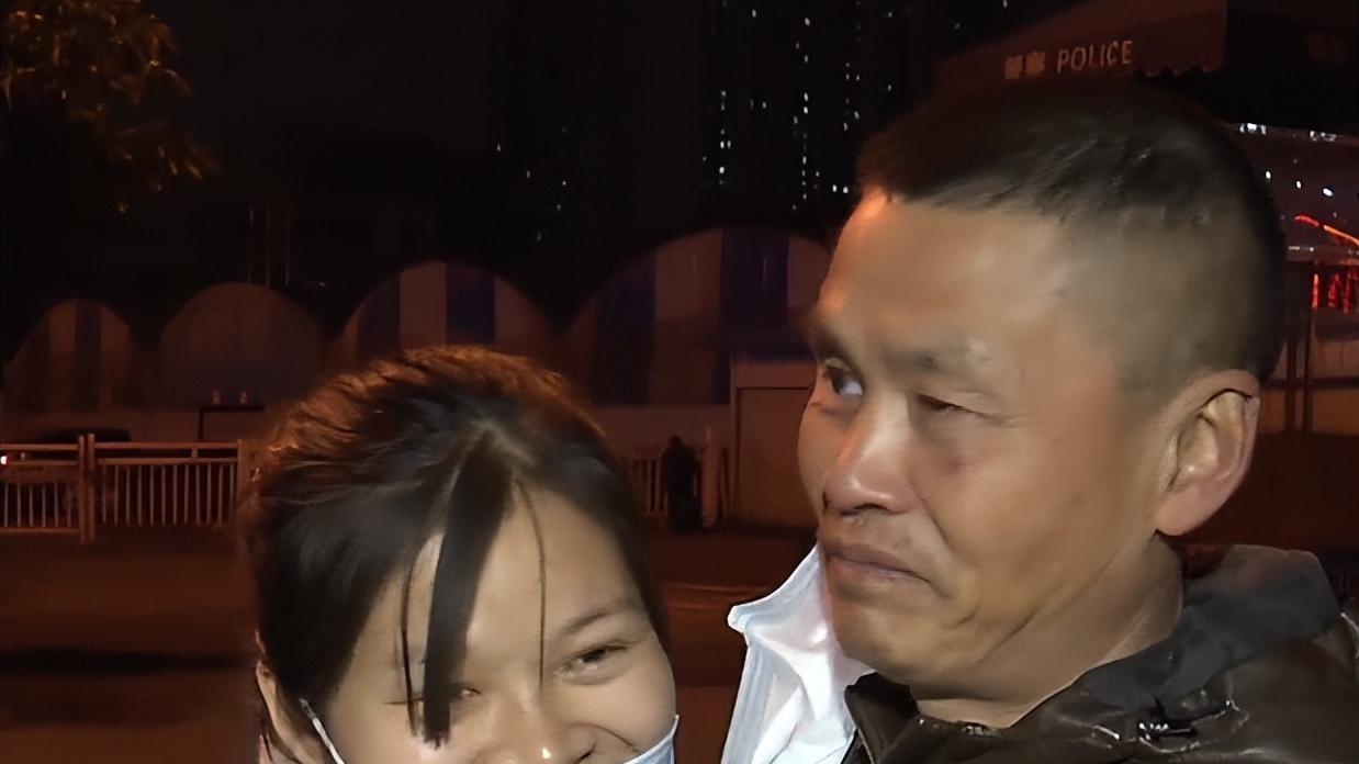 跨越时空的深情相遇，一位中年男子与失明女孩的感人故事
