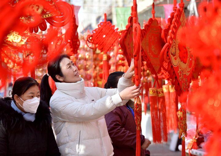 经济复苏势头强劲，消费市场回暖趋势显现