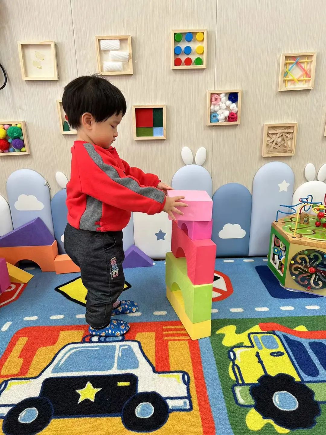 玩具搭建游戏，激发孩子动手兴趣的秘诀
