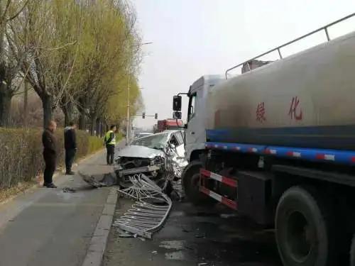 沈阳水罐车闪爆事故致一人受伤，事故深度分析