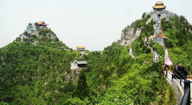地方方言多样性与现代沟通方式的融合探究