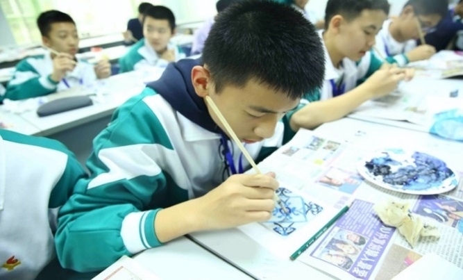 动手实践在学生成长中的关键作用，提升能力与素质的关键途径