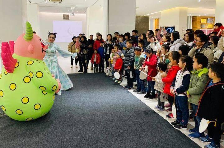 当代艺术展览热度飙升，博物馆夜场成新宠，当代文化与艺术趋势探析