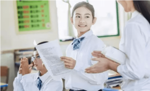 湖北校园暴力事件，学生牙齿被打掉三颗，引发社会震惊