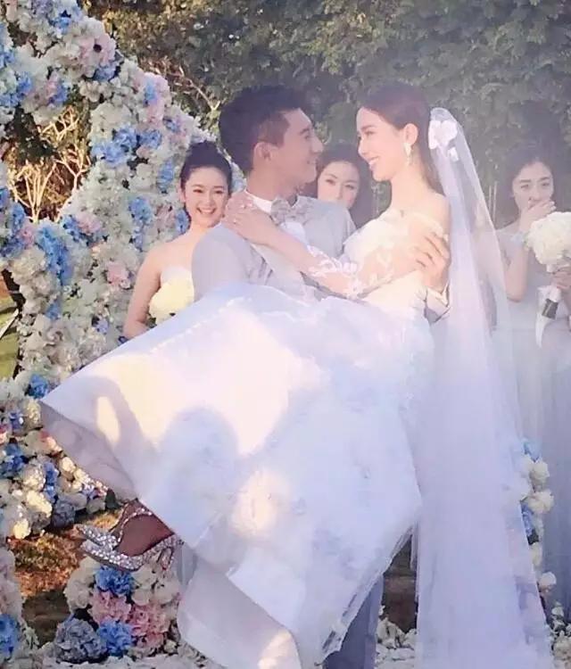 刘诗诗和吴奇隆关系稳固，离婚传闻不实爆料标题，刘诗诗与吴奇隆婚姻依旧稳固，传闻纯属谣言。
