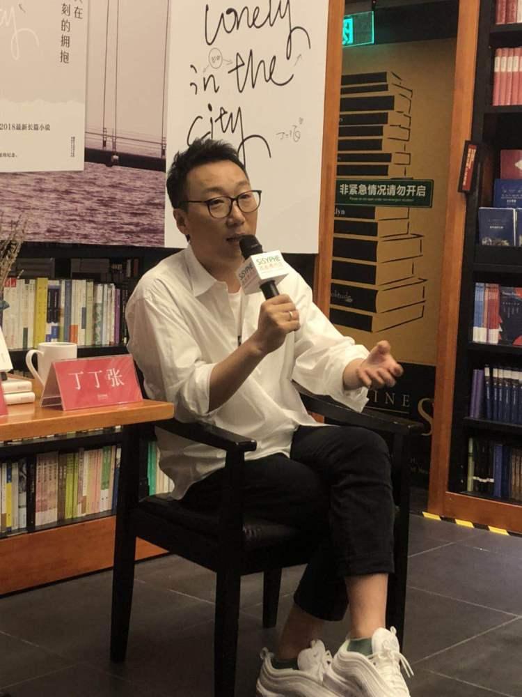 如何通过写作有效缓解情绪压力？