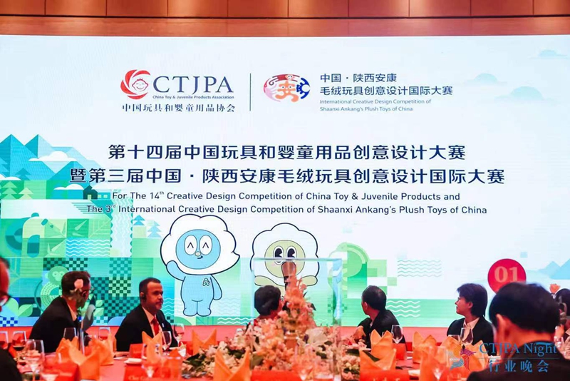 节庆活动中的群体参与与情感归属的探讨