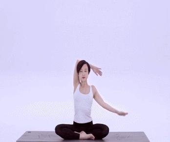 肩颈僵硬缓解法，运动打造灵活舒适的颈部与肩部
