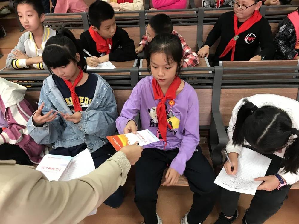 学校推进青少年心理健康教育策略探讨