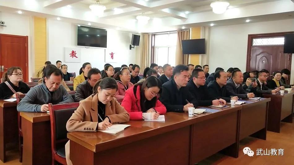 互联网助力教育资源公平的实现之道