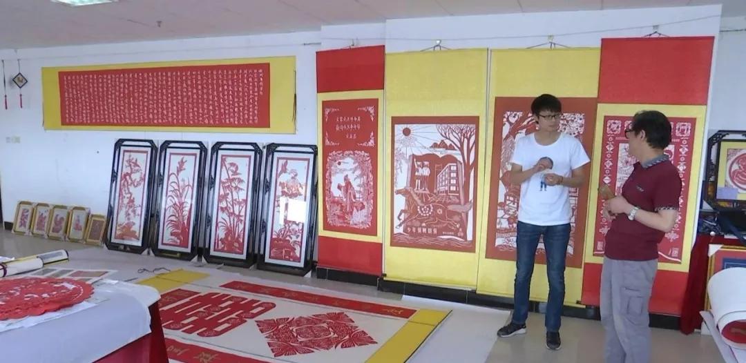 地方美术作品展览的文化传播及国际市场拓展研究