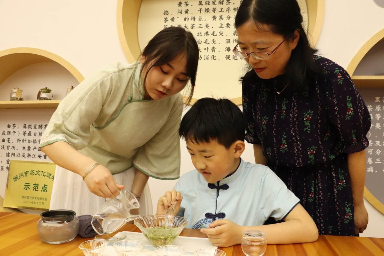 幼儿茶文化课堂，播撒传统美德种子