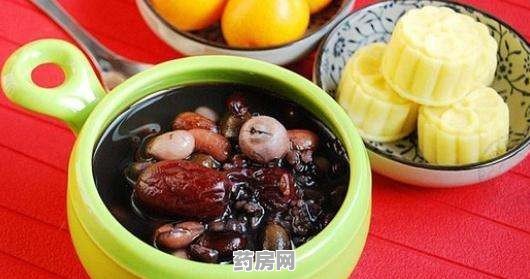 秋冬季节养生食谱推荐，健康饮食指南